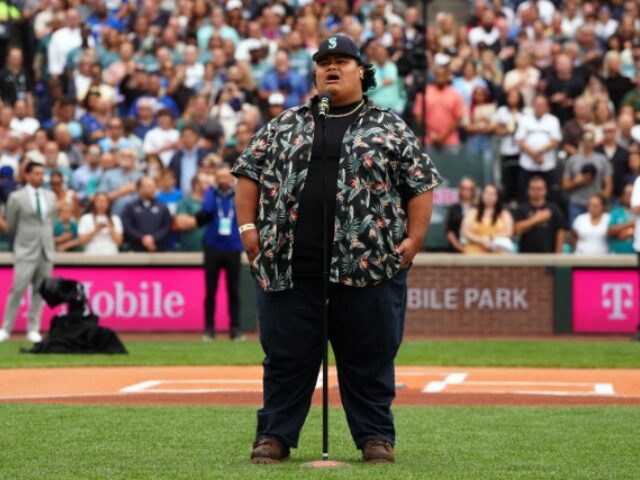 The Winner Of American Idol Has Been Compelled To Apologize For His ‘Disrespectful’ Rendition Of The National Anthem