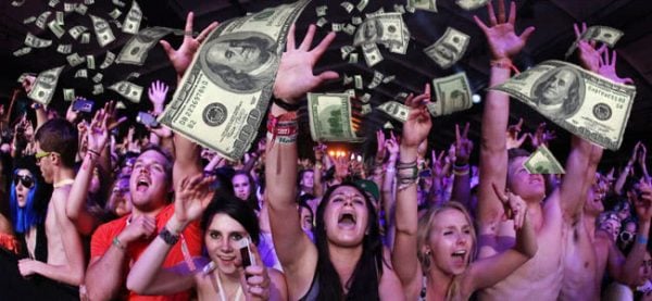 Coachella Weekend 2 Finished With A $28K Fine… Because Of Lana Del Late