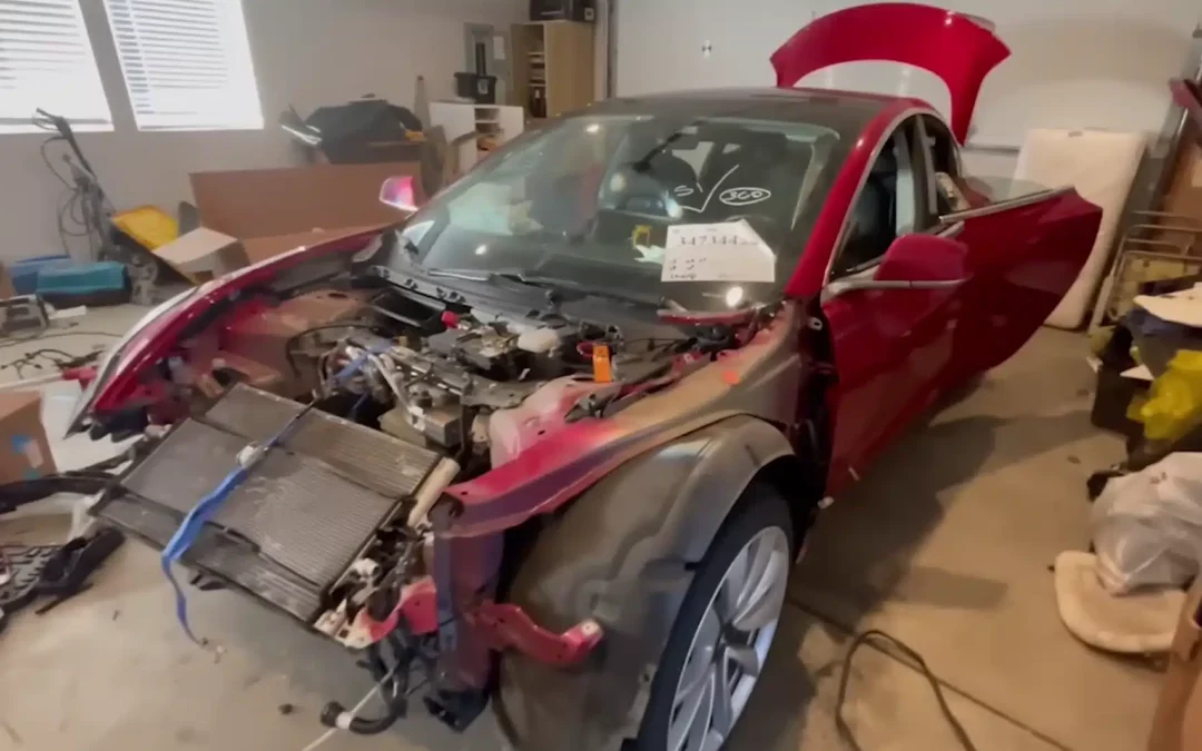 Teen Bought Wrecked Tesla For $15,000 And Discovered A Surprising Surprise After Retrieving Data From Built-In Computer