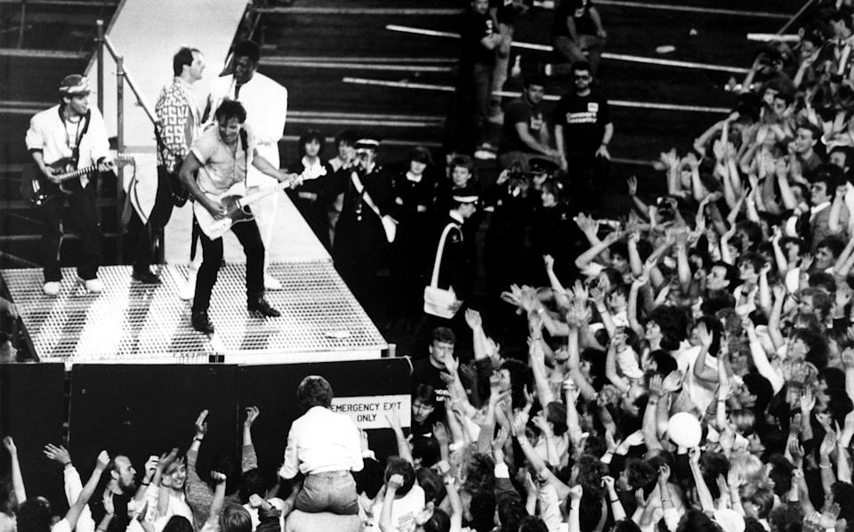 Fifty Years After His First UK Performance, Bruce Springsteen Acknowledges That He Suffered From “PTSD”