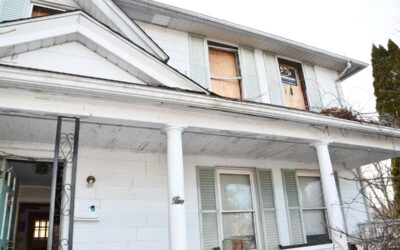 A Man Who Has Been Imprisoned In The Connecticut House Of Horrors For 20 Years Speaks Out